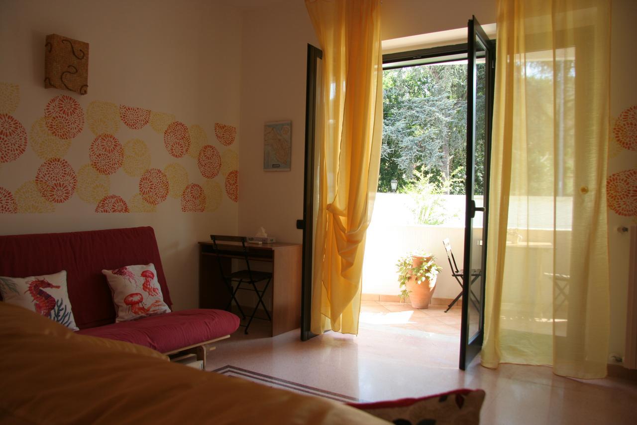 Bed and Breakfast Casa Di Marco Sannicola Exterior foto